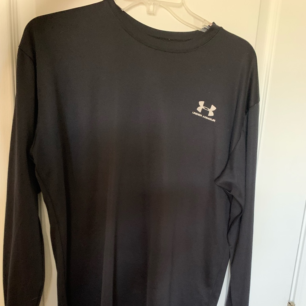 Under armour ‘thermal’ black long sleeve